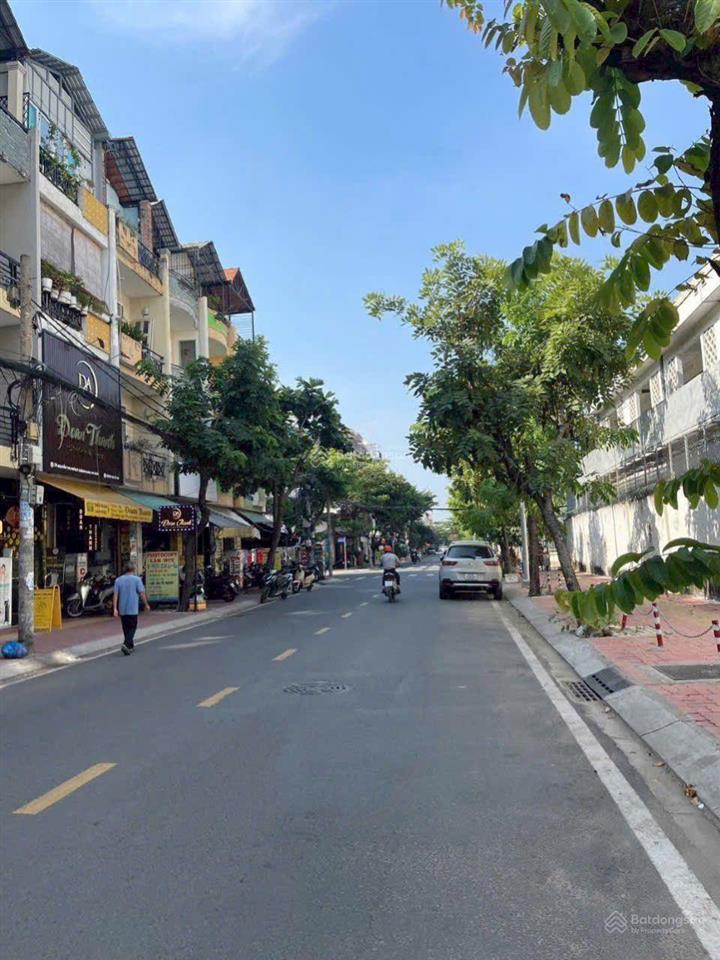 12tỷ8 thương lượng nhà mặt tiền đường khu dân cư cao lỗ nguyễn thị mười ngay cổng trường đại học