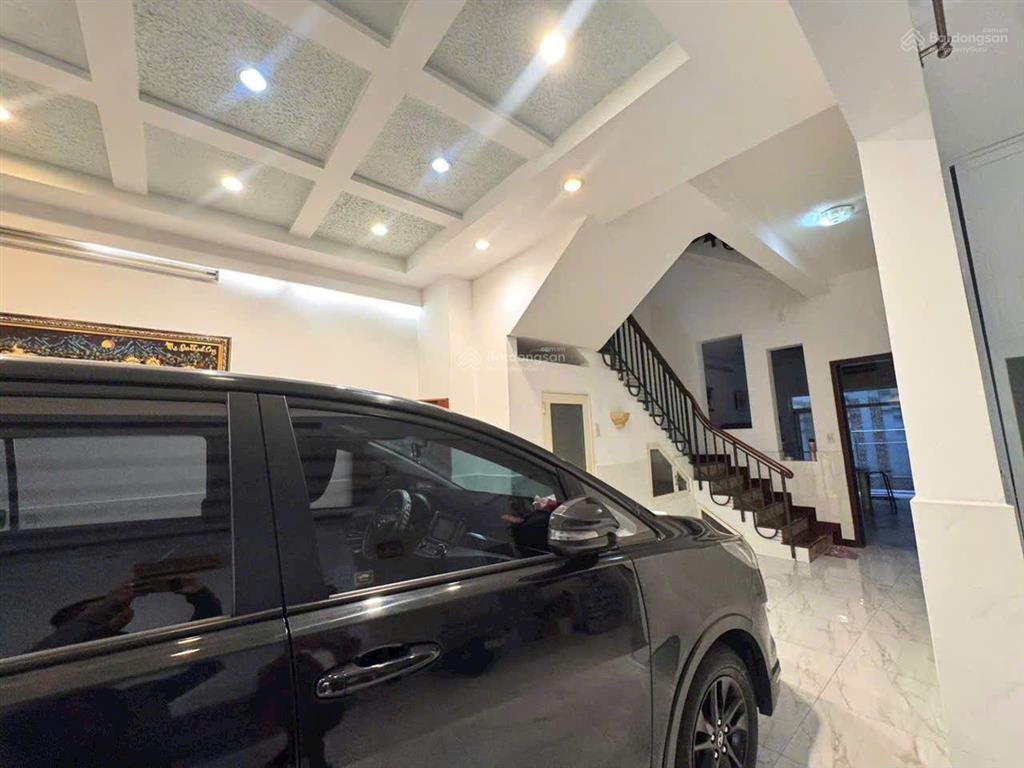 32 tỷ thương lượng chính chủ cần bán 2 căn liền nhau 8x24m vị gần mặt tiền đường phạm hùng