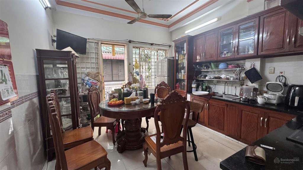 24 tỷ thương lượng bán nhà mặt tiền đường dương quang đông p5q8