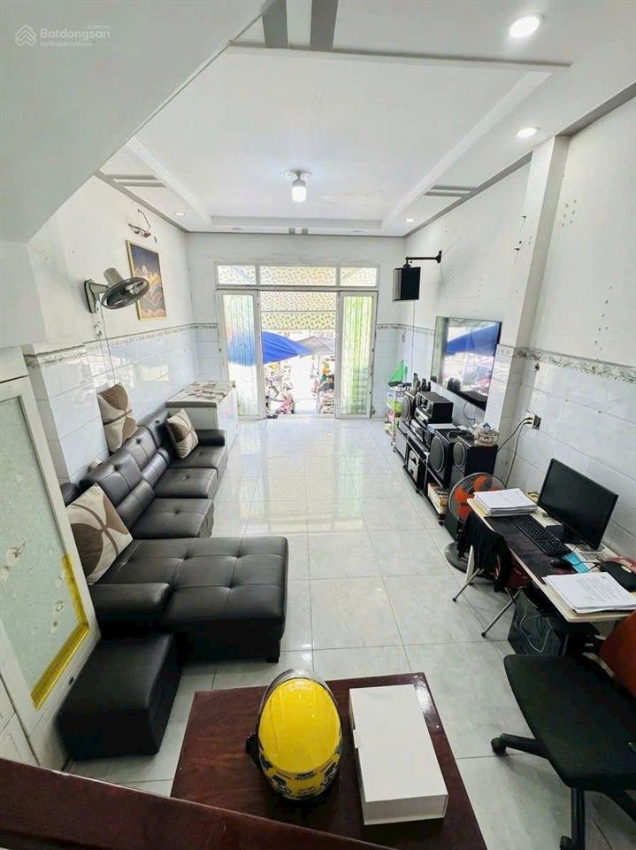 10ty bán nhà mặt tiền kinh doanh tạ quang bửu f4 q8