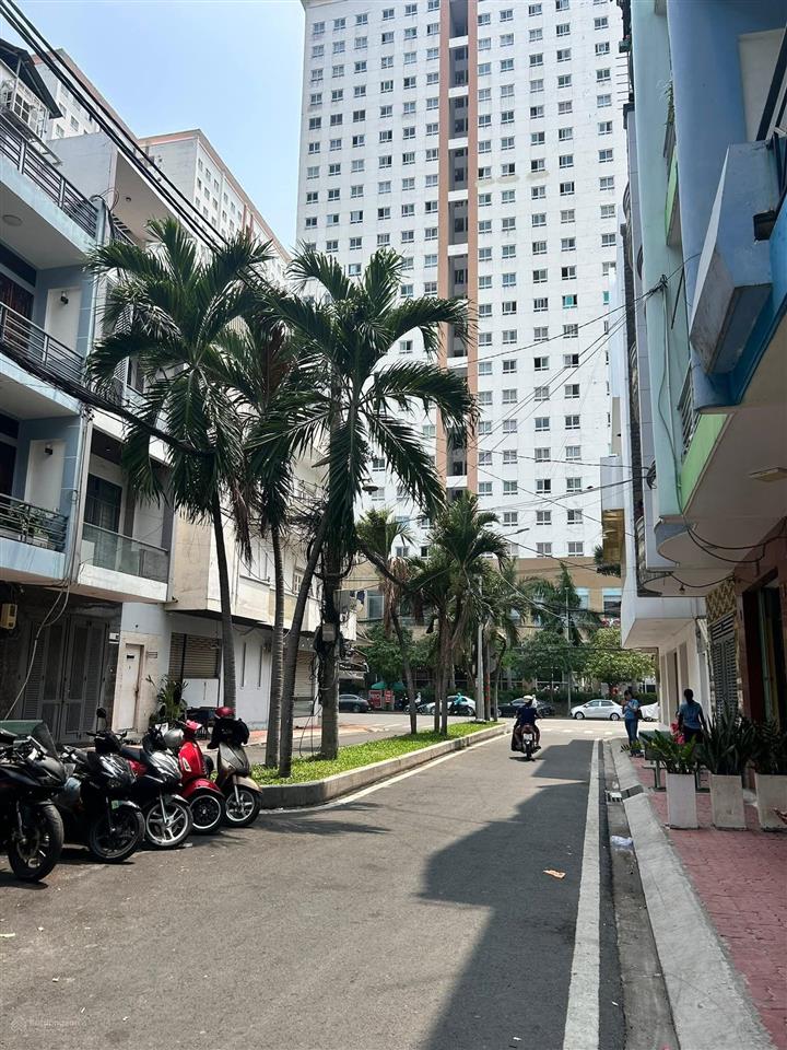 11,5 tỷ thương lượng lộc bán nhà mặt nội bộ khu dân cư cao lỗ, sát mặt tiền chính