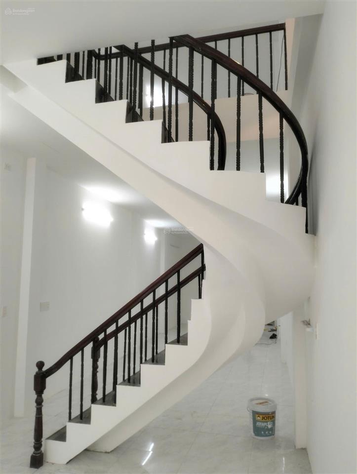 13 tỷ 900tr thương lượng bán nhà mt đăng chất p chánh hưng ( p2q8 củ)
dt 3.6x20m 1 trệt 1 lầu
vị