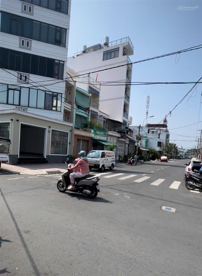 14 tỷ 2 thương lượng bán tòa nhà góc hai mặt phường 4 quận 8, sát chợ phạm thế hiển