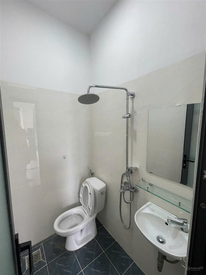 16 tỷ 9 thương lượng bán căn hộ dịch vụ 18 phòng, thang máy, bếp, 19 toilet riêng biệt khép kín