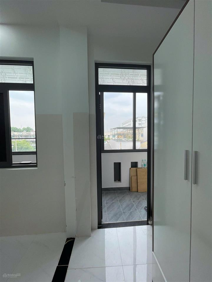 16 tỷ 9 thương lượng bán căn hộ dịch vụ 18 phòng, thang máy, bếp, 19 toilet riêng biệt khép kín
