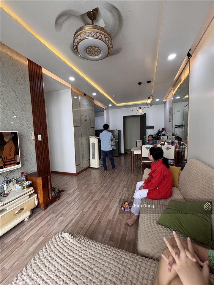 Bán căn hộ diamond riverside tầng 20 hướng nam giá 3 tỷ full nt