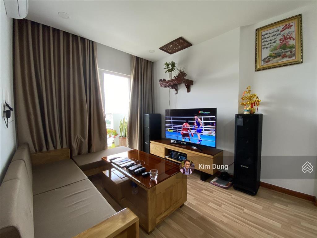 Cho thuê căn hộ diamond riverside (sát quận 6) giá 9 triệu nội thất cơ bản