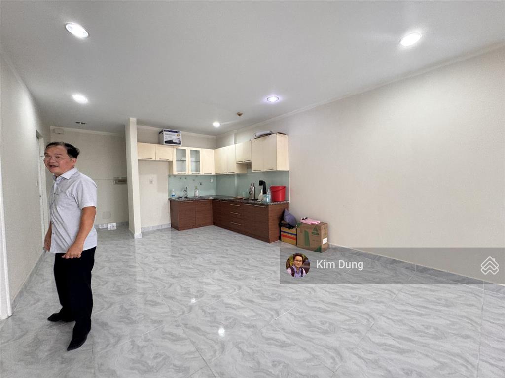 Cho thuê chung cư carina 8,5tr có 2 máy lạnh, 2pn 2wc có ban công