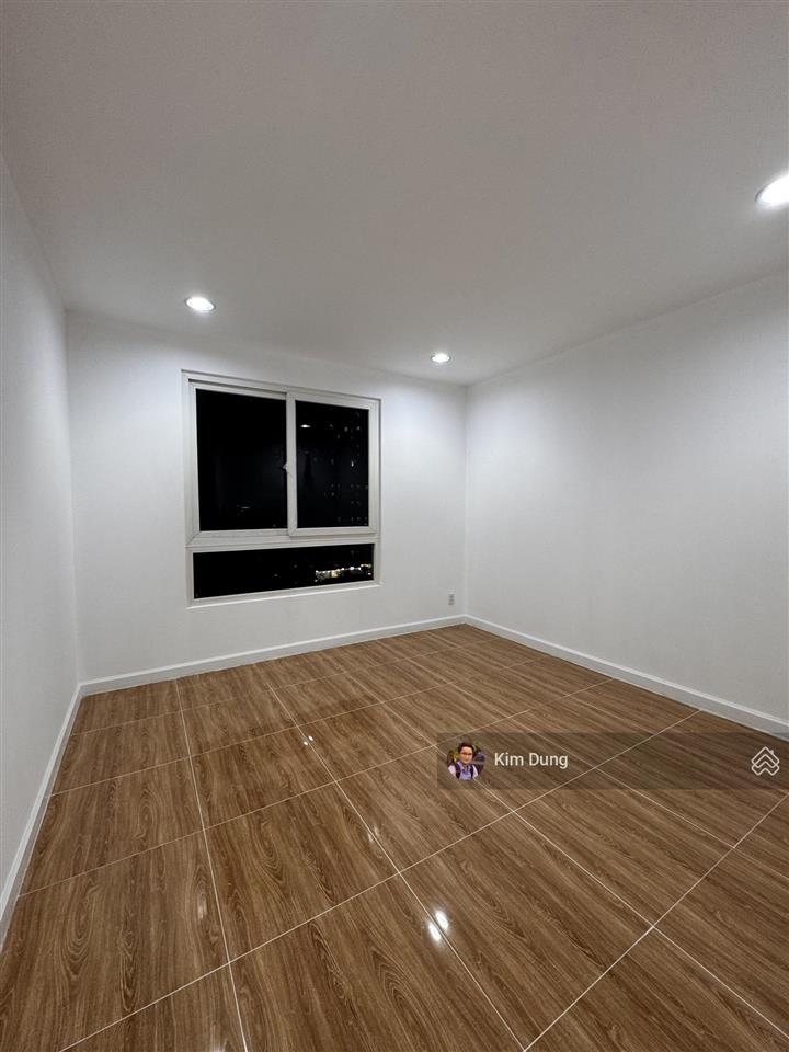 Cho thuê chung cư carina 8,5tr có 2 máy lạnh, 2pn 2wc có ban công