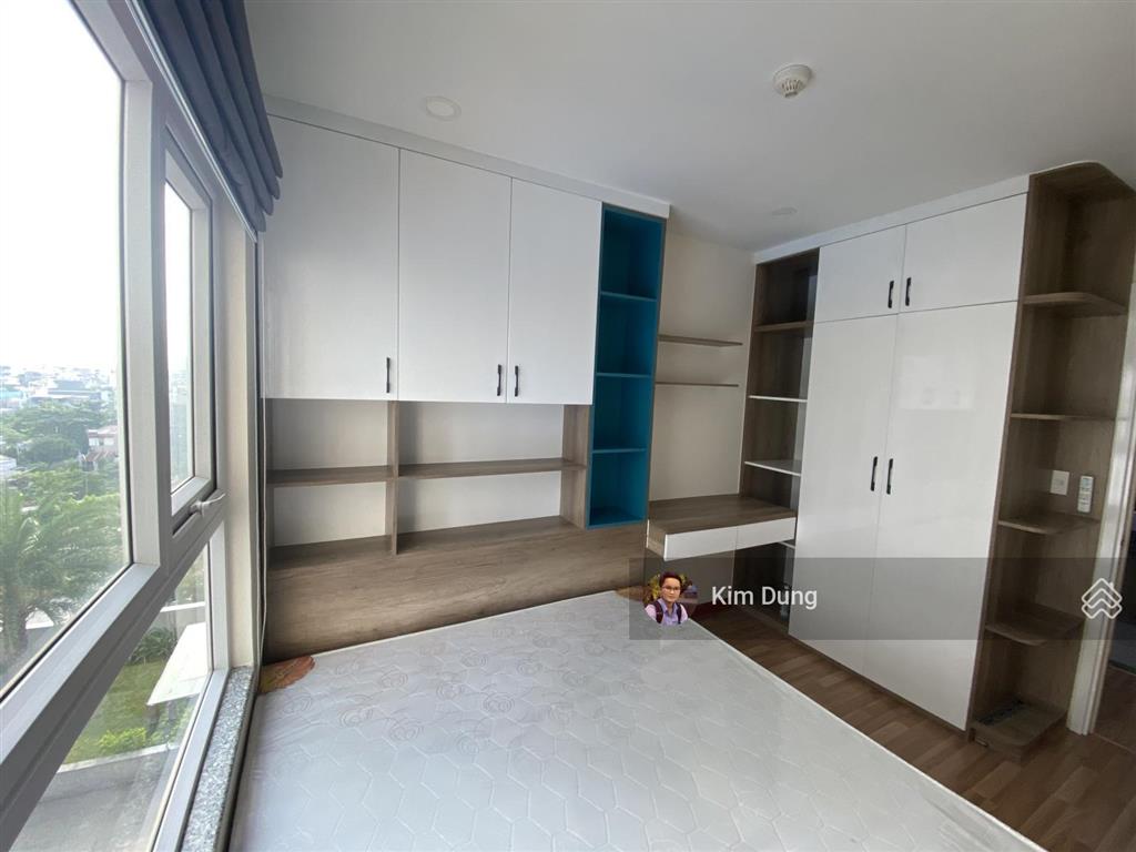 Cần bán căn hộ 2pn2wc diamond riverside hướng nam tầng thấp 3.2ty