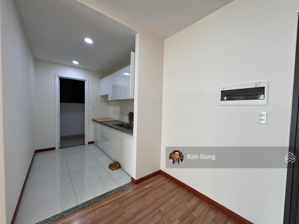 Cho thuê căn hộ 2pn 2wc diamond riverside nhà trống 8.5 triệu