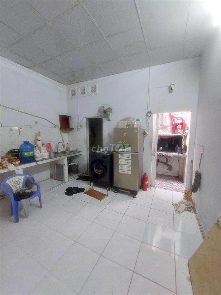 Cho thuê nhà Mặt tiền hẽm đường Phạm Hùng C1  DT.4×16, Nhà trệt 1Phòng