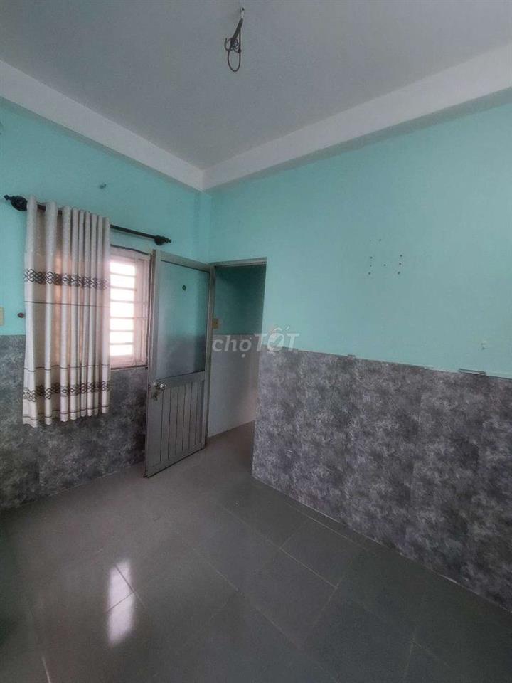 Cho thuê nhà đường Âu Dương Lân P3.Q8 DT.4m×12m } Nhà trệt 1 Phòng 1wc
