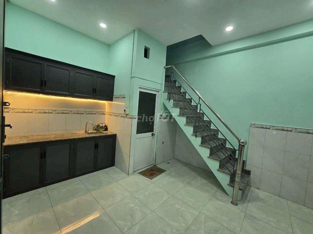 Cho thuê nhà đường Quốc Lộ 50 Liên tỉnh 5 DT.4m×15m } 1Lầu 2Phòng 2wc