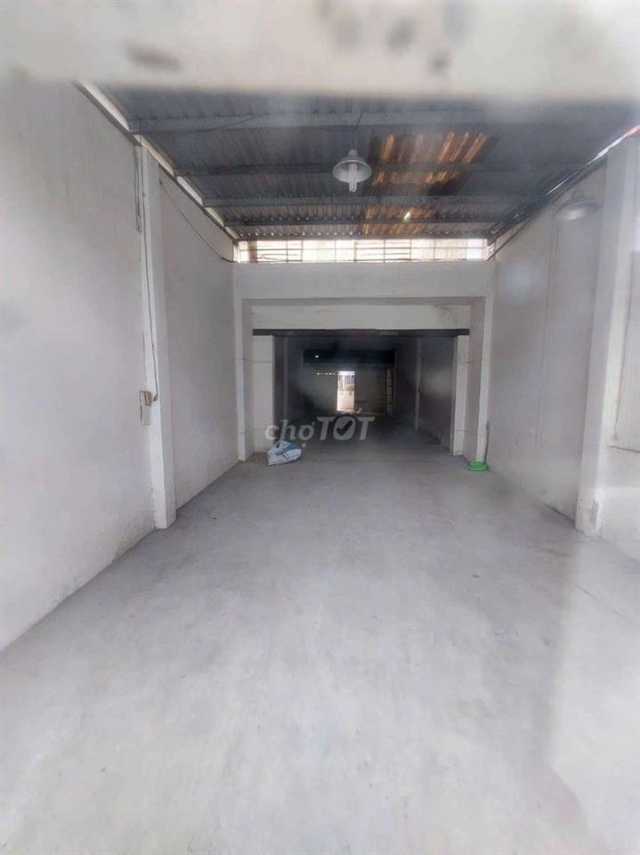 Cho thuê nhà Mặt Tiền Hẽm đường Phạm Hùng C1 DT.5m×18m } 1 Lầu 2 Phòng
