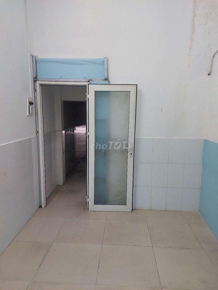 Cho thuê nhà Mặt tiền đường Cao Xuân Dục DT.4m×18m } 3Lầu 7Phòng 3wc