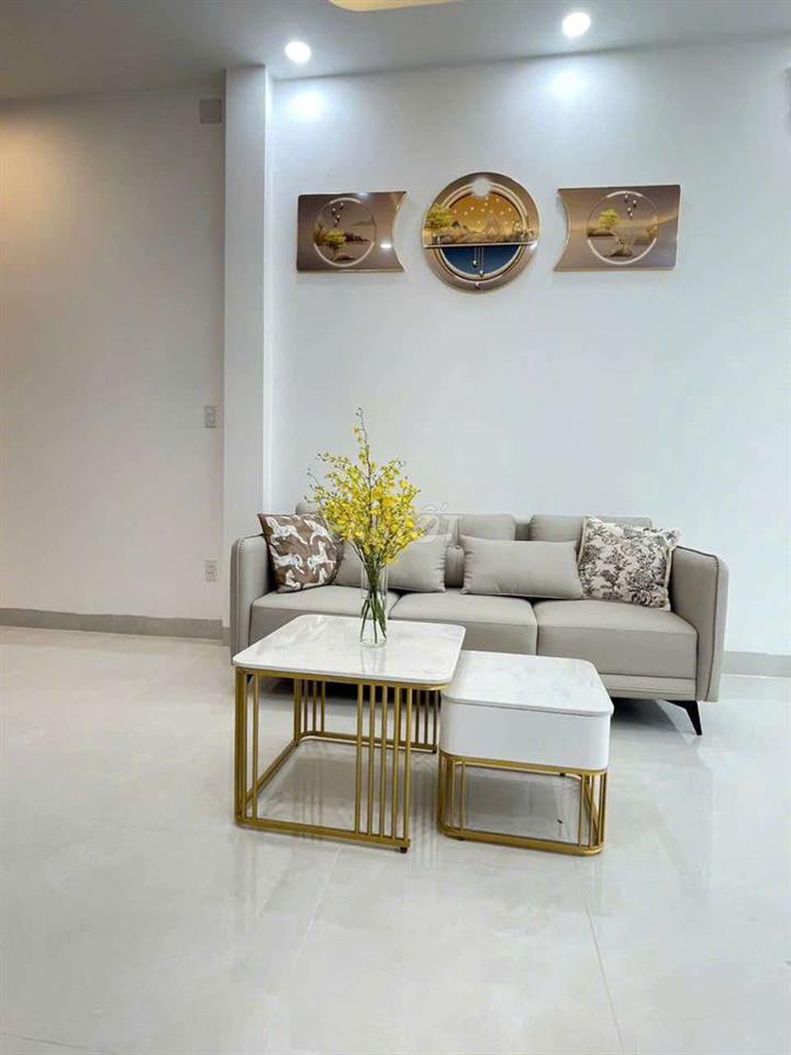 NHÀ MỚI XÂY - 32A Huỳnh Văn Bánh - Phú Nhuận - DTSD 300m2