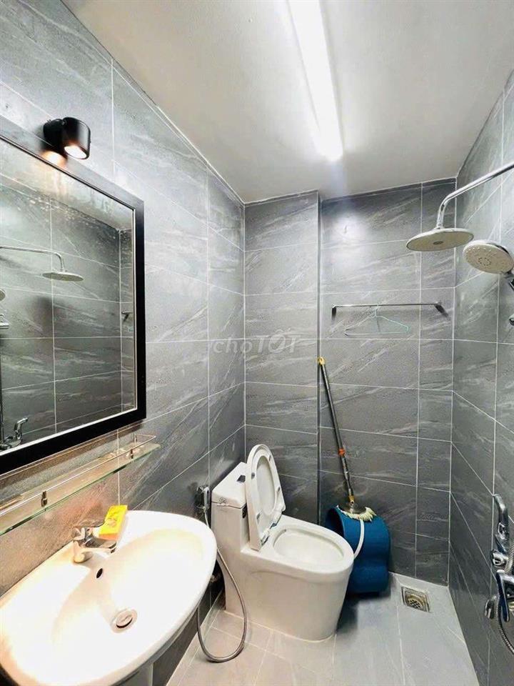 CỰC PHẨM - 131D Hoàng Hoa Thám, Tân Bình. Dt 5×18