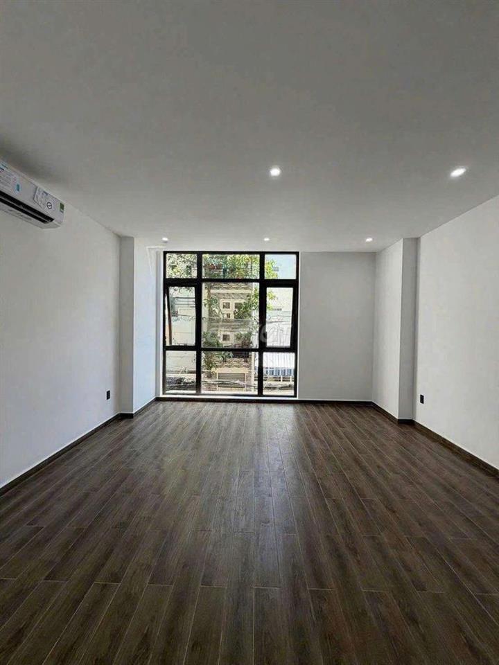 TUYỆT PHẨM NHÀ ĐẸP – 28C Phạm Văn Hai - Q.TB - 5x20 m - 300m sàn