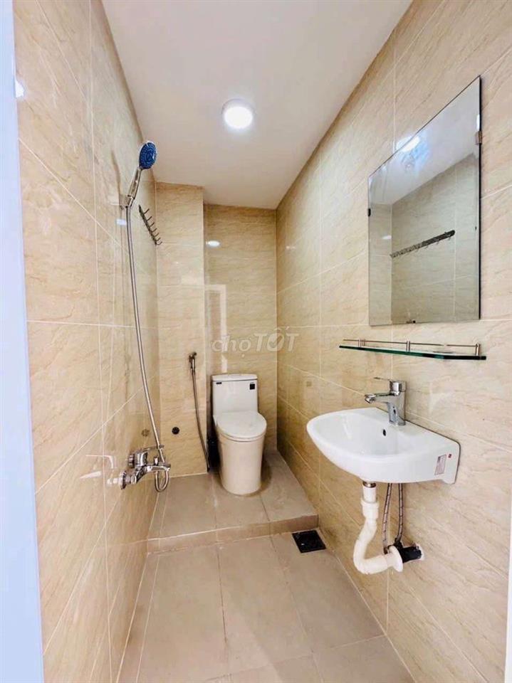 📢📢📢 OTO NGỦ TRONG NHÀ, MT NGUYỄN MINH HOÀNG. 3 LẦU ST 6PN