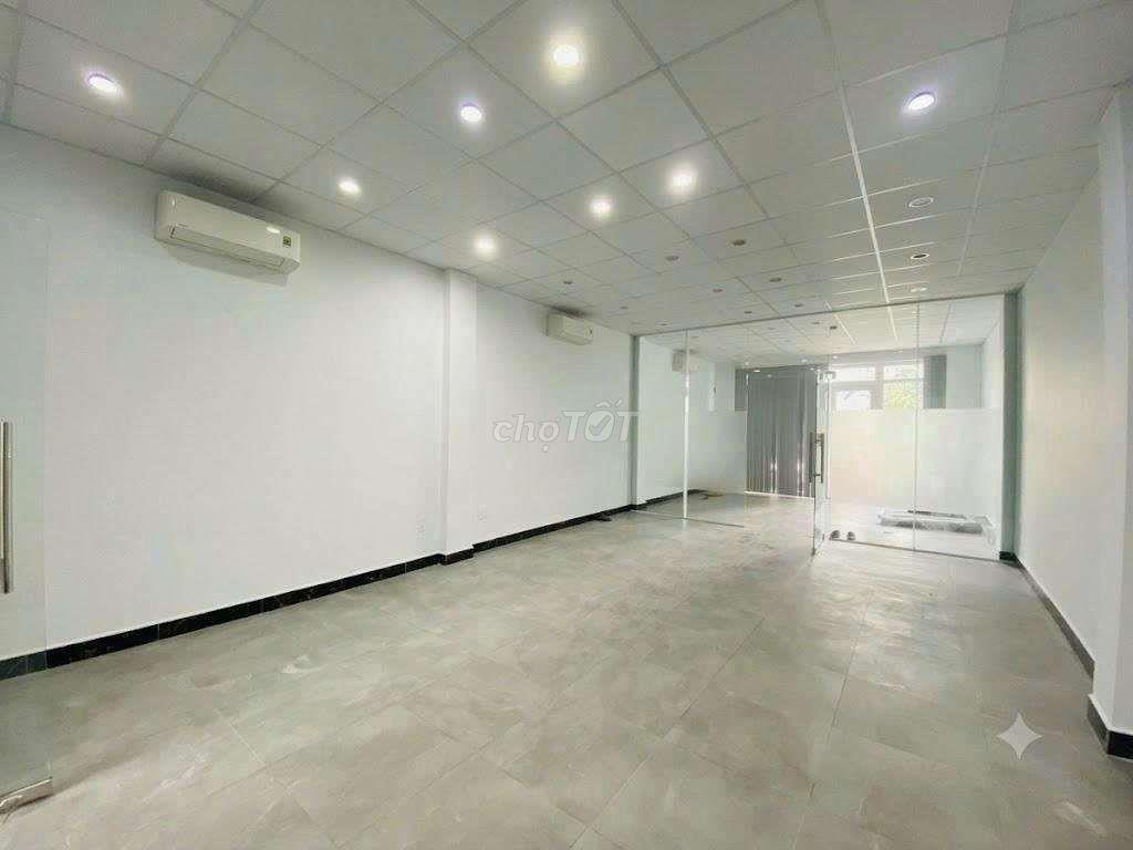 NHÀ NGANG 6M HIẾM CÓ PHAN XÍCH LONG- Ngan 6m, 3 Tầng Lầu, Sàn Suốt