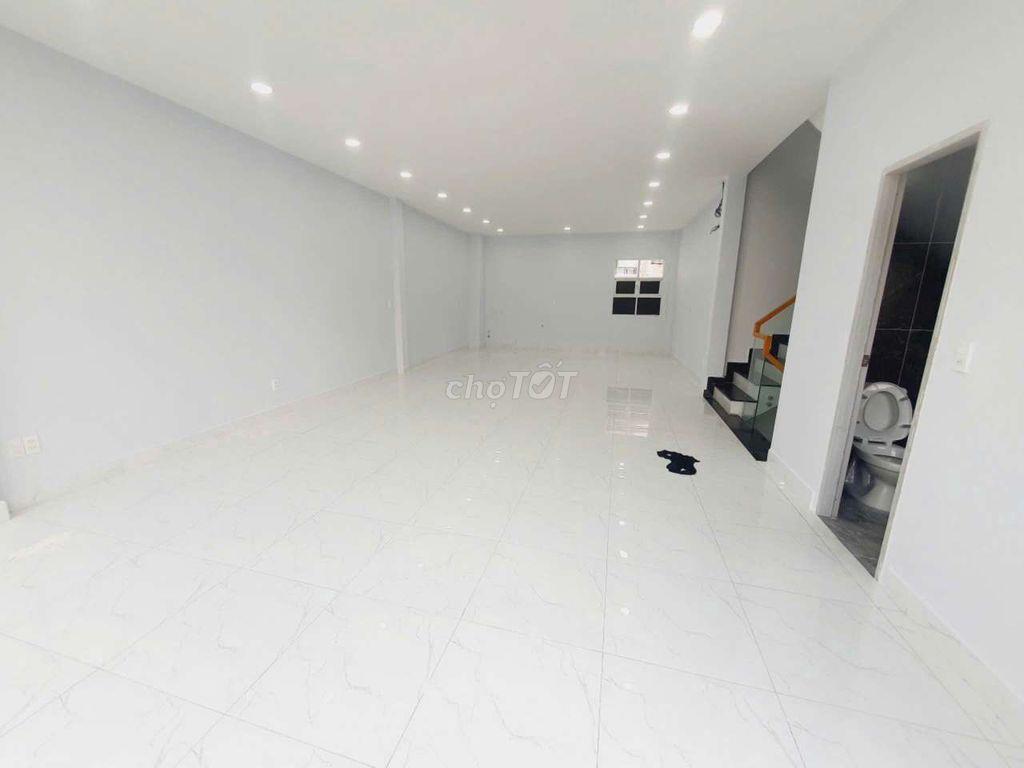 NHÀ MỚI GIÁ TỐT MỚI RA THỊ TRƯỜNG – 68A Cửu Long. DTSD 400M2.