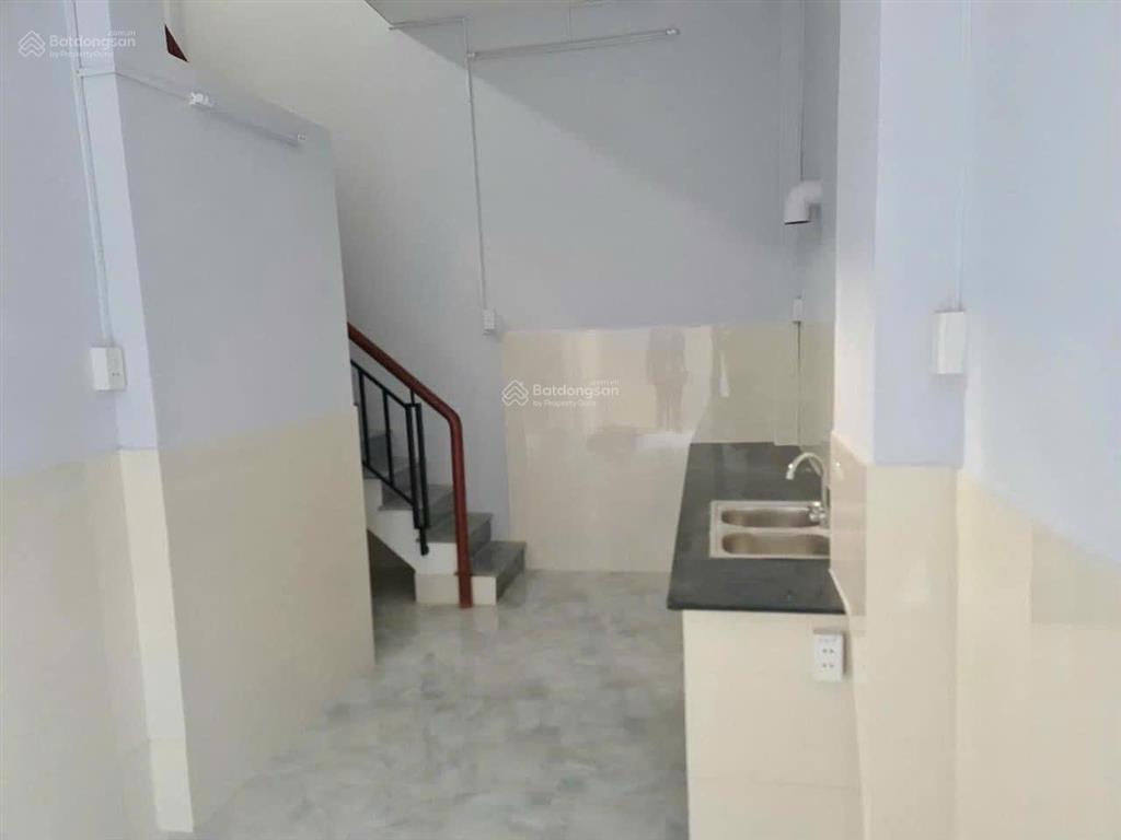 Cho thuê nhà riêng 100/1 tôn đản, 8 triệu, 72m2, 3pn, 3wc, đẹp, nhiều tiện ích