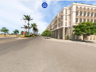 Bán căn góc ngay ngã 4 đường trần phú, dt 200m2, 5 tầng, nhận nhà cho thuê được ngay. 0866 786 ***