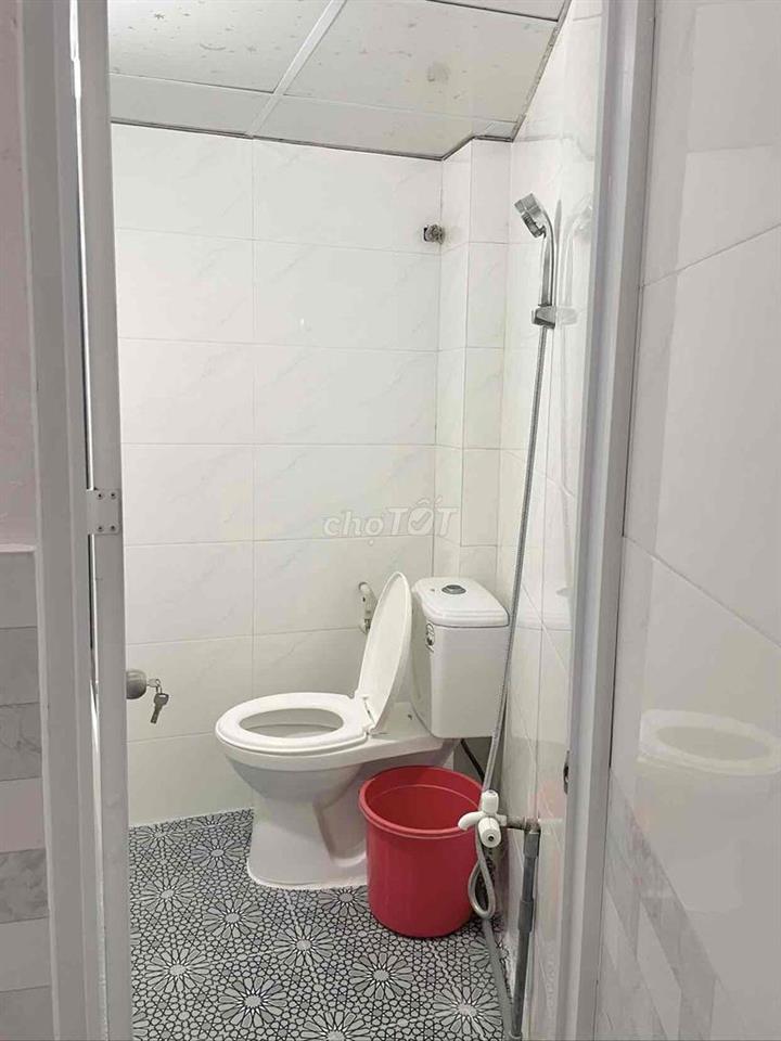 Phòng trọ tttp đường Hoàng Diệu sạch sẽ thoáng mát giờ giấc tự do