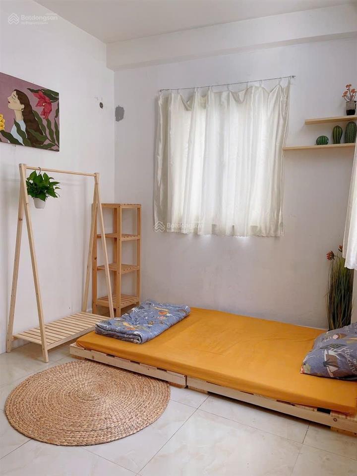 3 triệu/tháng có ngay phòng 2 cửa sổ lớn 18m2  ngay cầu nguyễn tri phương, q8
