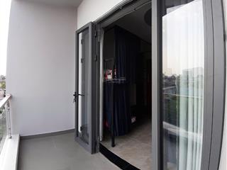 Cho thuê phòng phòng trống 18m2, có bancol, máy lạnh, bếp, máy giặt