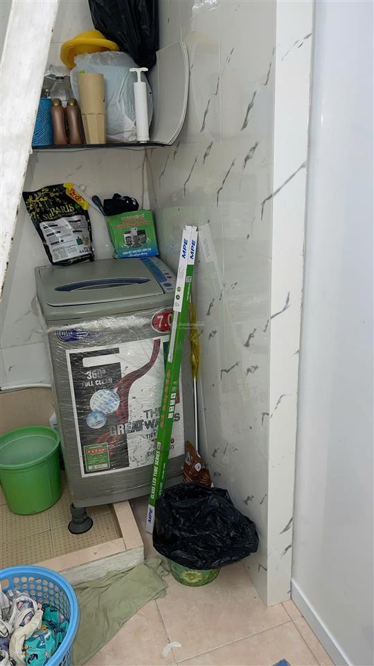 Cho thuê nhà riêng tại lý thái tổ, 9,9 triệu, 30m2, 2pn, 1wc hàng hot