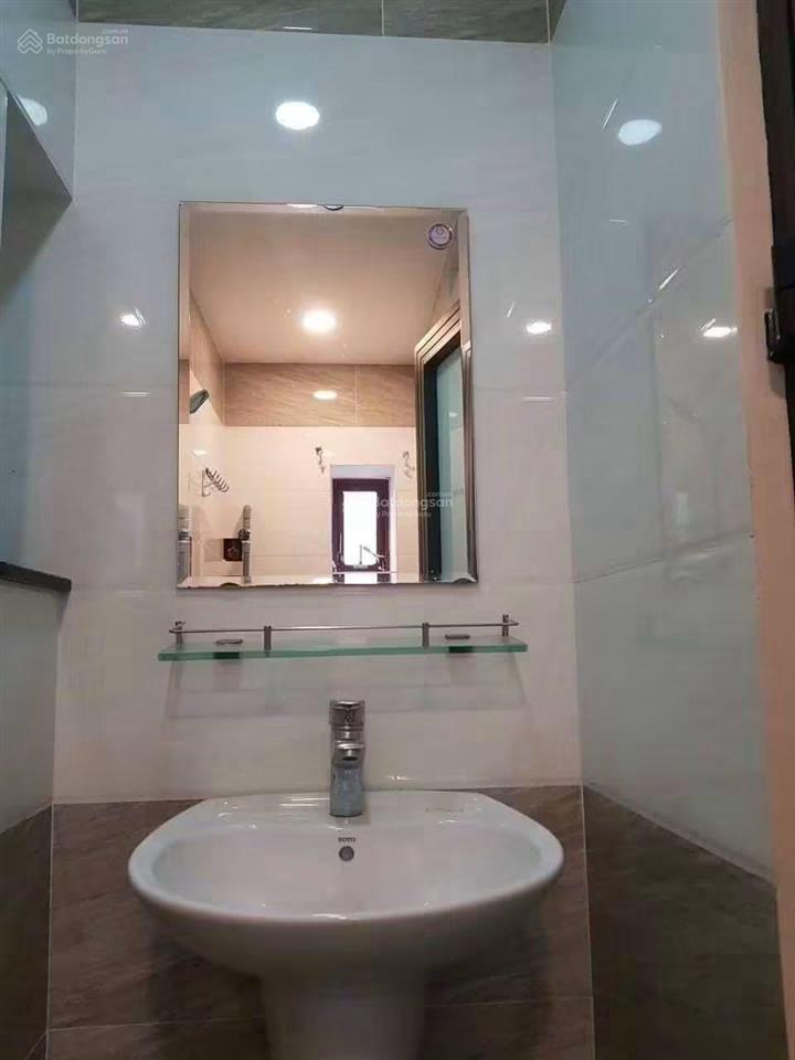 Tìm bạn nữ/nam ở ghép phòng ktx cao cấp tại quận 8  vị trí đẹp
