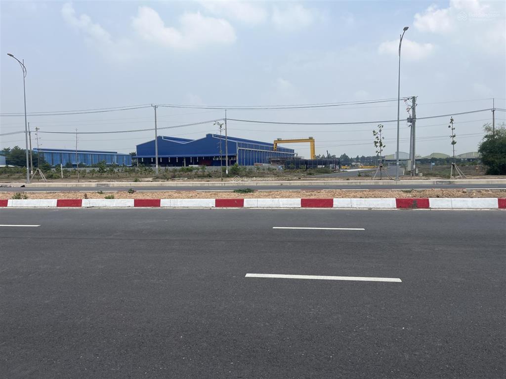 Đất mặt tiền nguyễn ái quốc 25c ngang 34m trục thẳng sân bay long thành 1349m, thổ cư 273m2