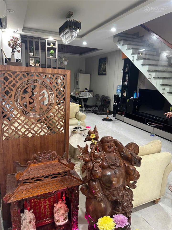 Chủ nhà cần bán nhà đường lê hữu kiều 5x20m, 3 lầu, giá 29 tỷ  p. bình trưng, quận 2