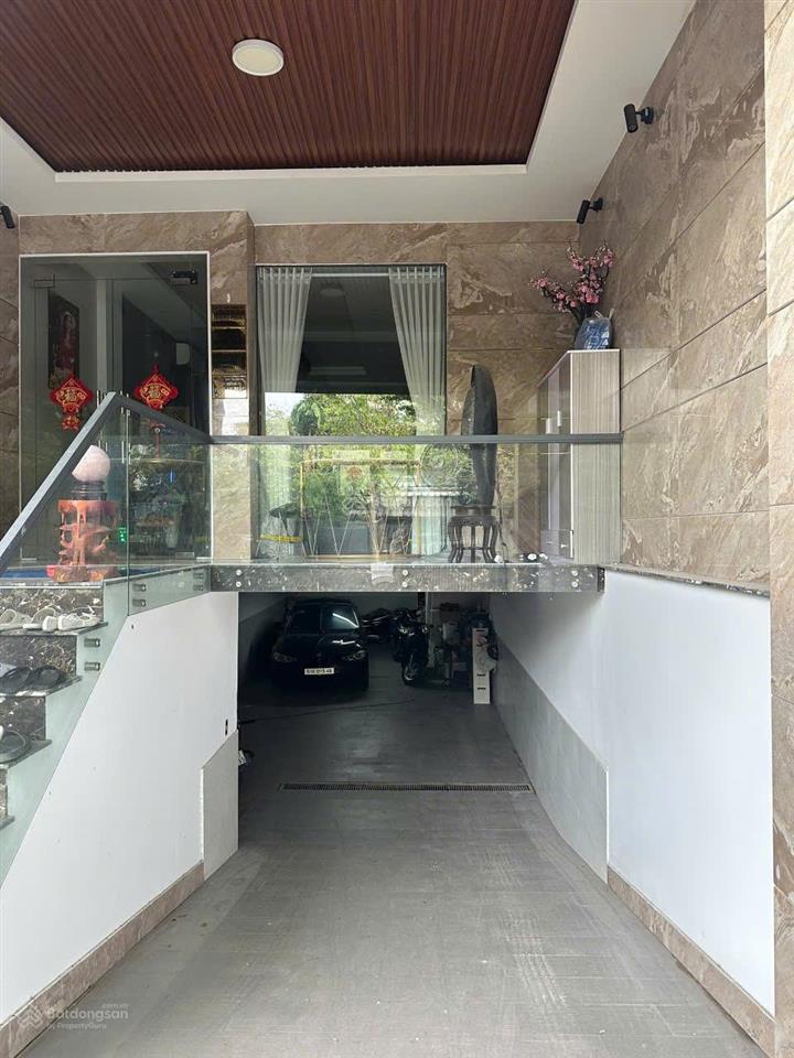 Chủ nhà cần bán nhà đường lê hữu kiều 5x20m, 3 lầu, giá 29 tỷ  p. bình trưng, quận 2