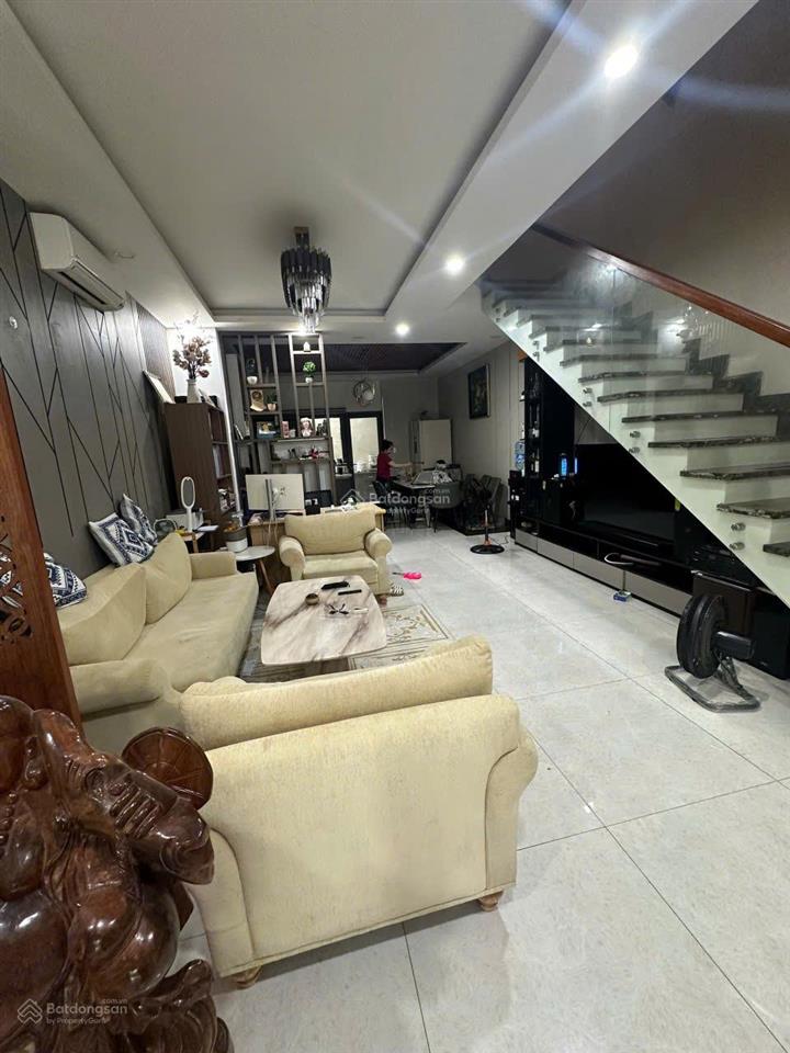 Chủ nhà cần bán nhà đường lê hữu kiều 5x20m, 3 lầu, giá 29 tỷ  p. bình trưng, quận 2