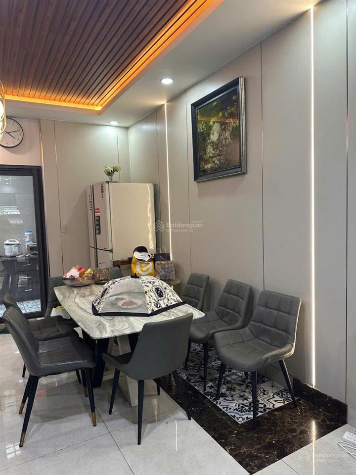 Chủ nhà cần bán nhà đường lê hữu kiều 5x20m, 3 lầu, giá 29 tỷ  p. bình trưng, quận 2