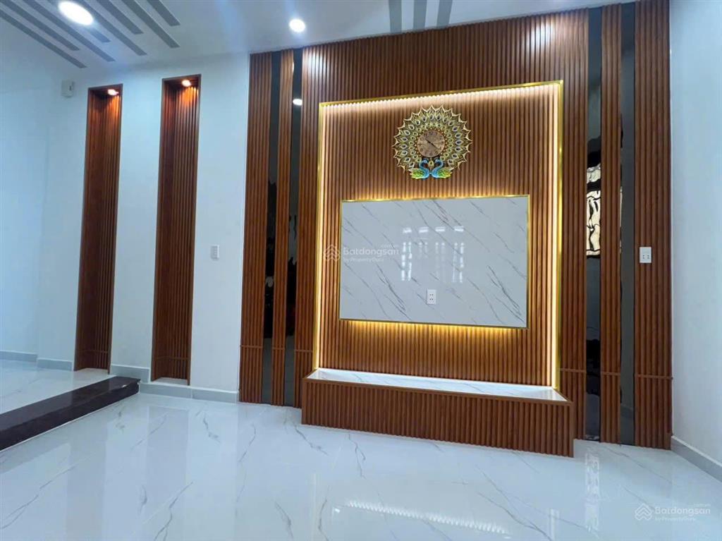 Chủ nhà cần bán nhanh nhà góc 4x12.5m nở hậu (71m2)  1 lầu  giá 9,4 tỷ  bình trưng, quận 2