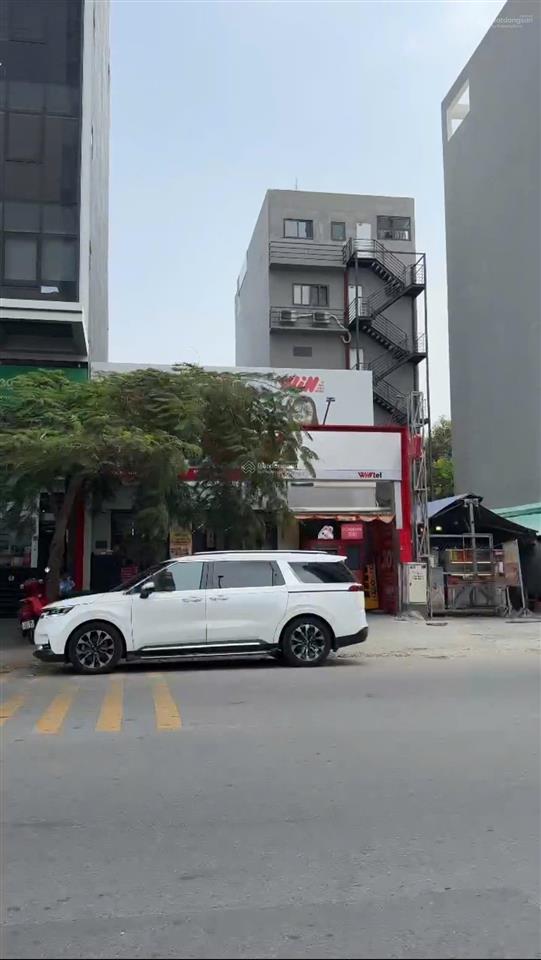 Bán đất mặt tiền đường tạ hiện  8x18  giá 85 tỷ  thạnh mỹ lợi, quận 2