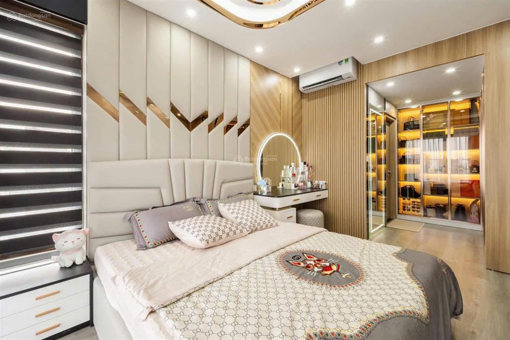 Bán nhanh căn 3pn 117m2 diamond alnata  giá 8,5 tỷ (bao hết)  đầy đủ nội thất cao cấp