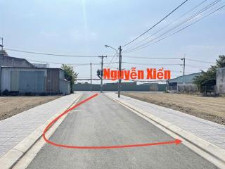 Giá ngộp /xẹt cách nguyễn xiển 30m, cách vinhomes grand park 500m, dt 66m2, giá siêu hót 3.950 tỷ