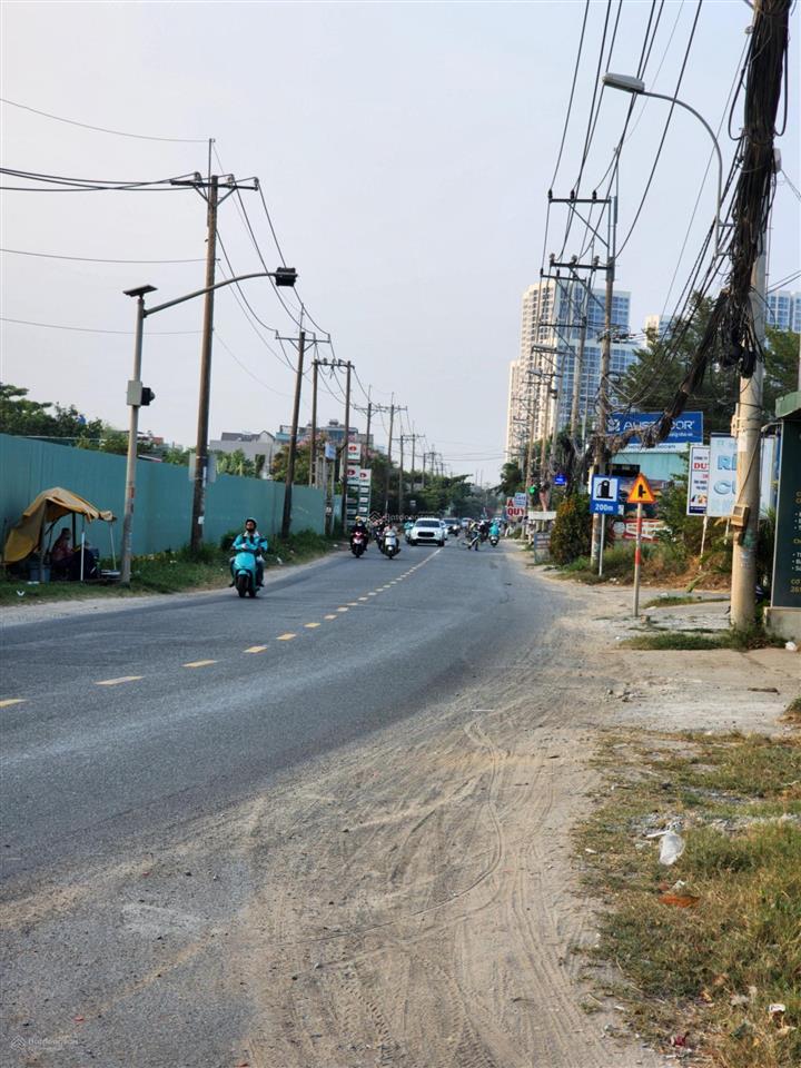 Giá ngộp /xẹt cách nguyễn xiển 30m, cách vinhomes grand park 500m, dt 66m², giá siêu hót 3.8 tỷ