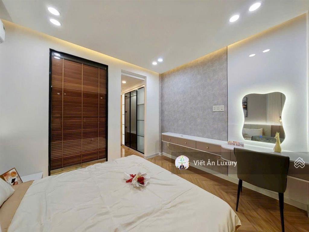 Sở hữu nhà phố phan xích long  trung tâm phú nhuận  full nội thất. giá nhỉnh 6 tỷ