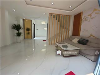 Bàn nhà mới full nội thất khu ẩm thực phan xích long. nhà 5tầng 5pn  2 mặt hẻm thoáng giá 9.5 tỷ