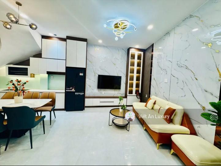 Chủ giảm gấp 400tr  nhà đẹp bùi văn thêm 3 pn  sát công viên gia định  giá mới 7.5 tỷ