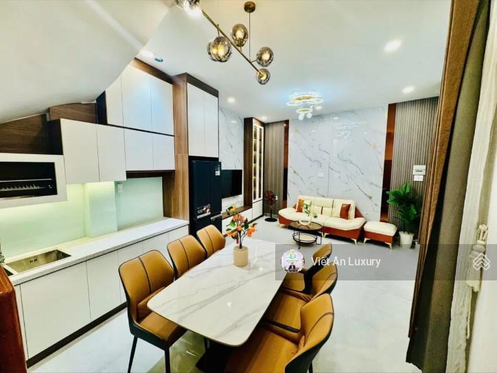 Chủ giảm gấp 400tr  nhà đẹp bùi văn thêm 3 pn  sát công viên gia định  giá mới 7.5 tỷ