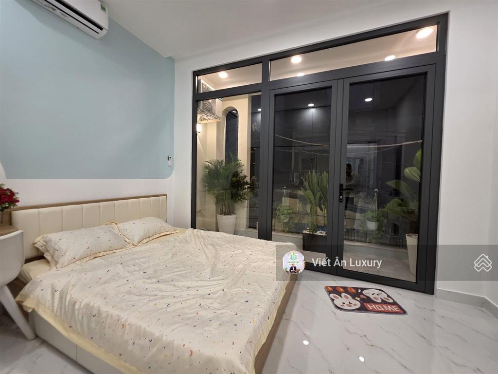 Chính chủ bán nhà 2 mặt tiền hxh đường thích quảng đức, phú nhuận  55m2  3pn thoáng. full nt