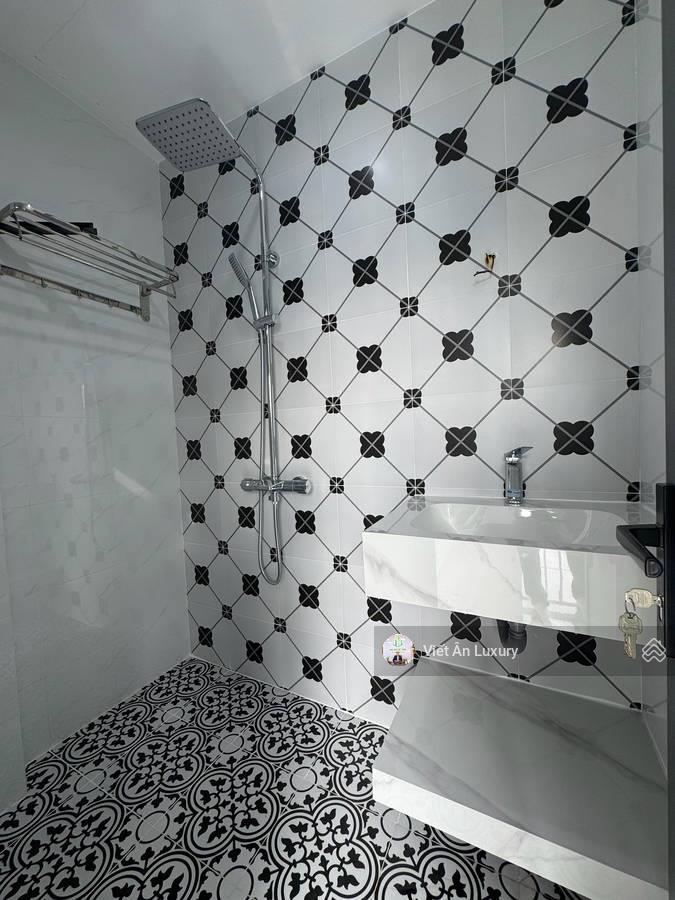 Nhà mới 100%  5 tầng  5pn  đẳng cấp thượng lưu phú nhuận