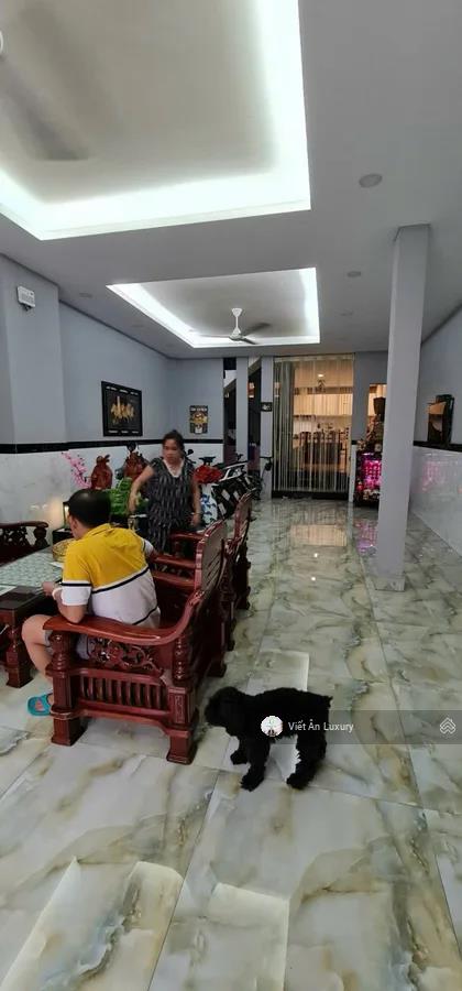 Siêu phẩm q5  10m ra mặt tiền nguyễn trãi  có thang máy  ngang 5.5m bề thế giá tròn 30t đồng